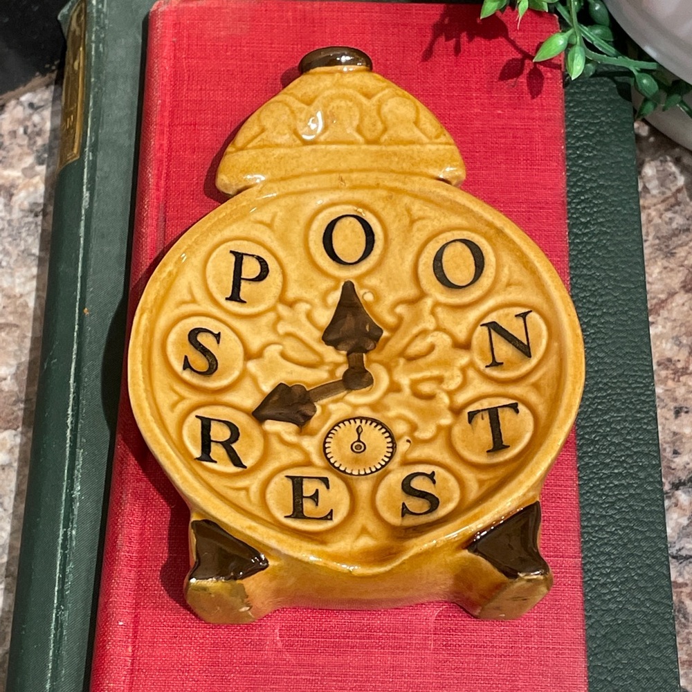 Vintage Lefton spoon rest